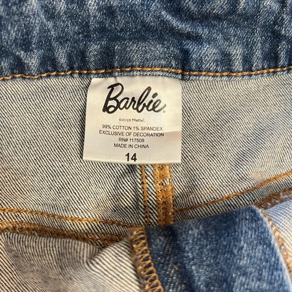 Barbie Graphic girls blue jeans size 14 patches frayed ankle - Picture 6 of 9